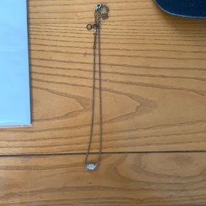 Kendra Scott necklace
